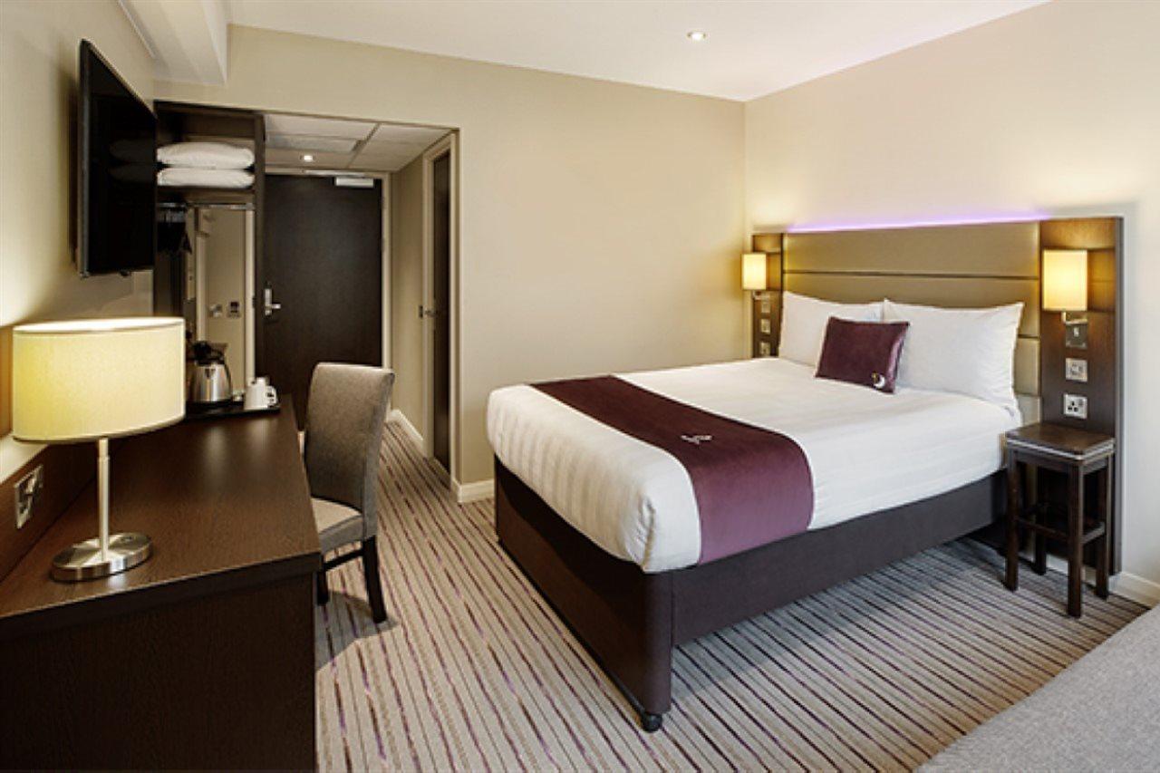 Premier Inn Liverpool Extérieur photo