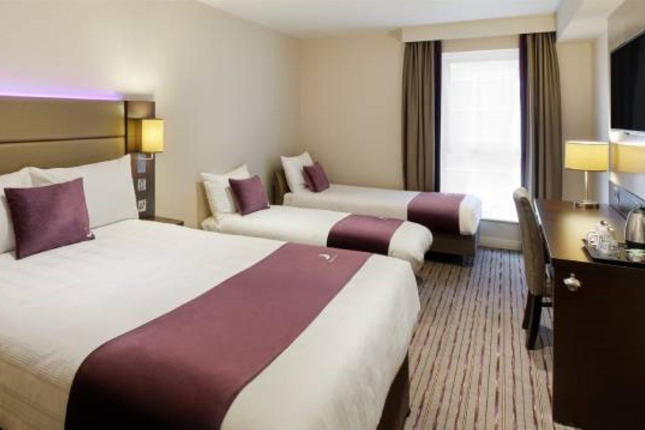 Premier Inn Liverpool Extérieur photo