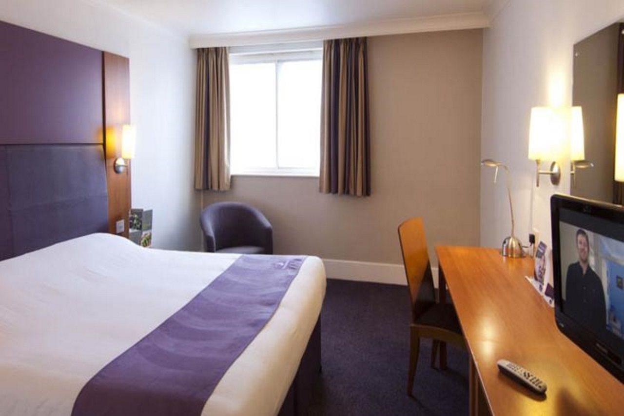 Premier Inn Liverpool Extérieur photo
