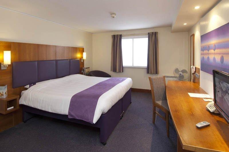Premier Inn Liverpool Extérieur photo